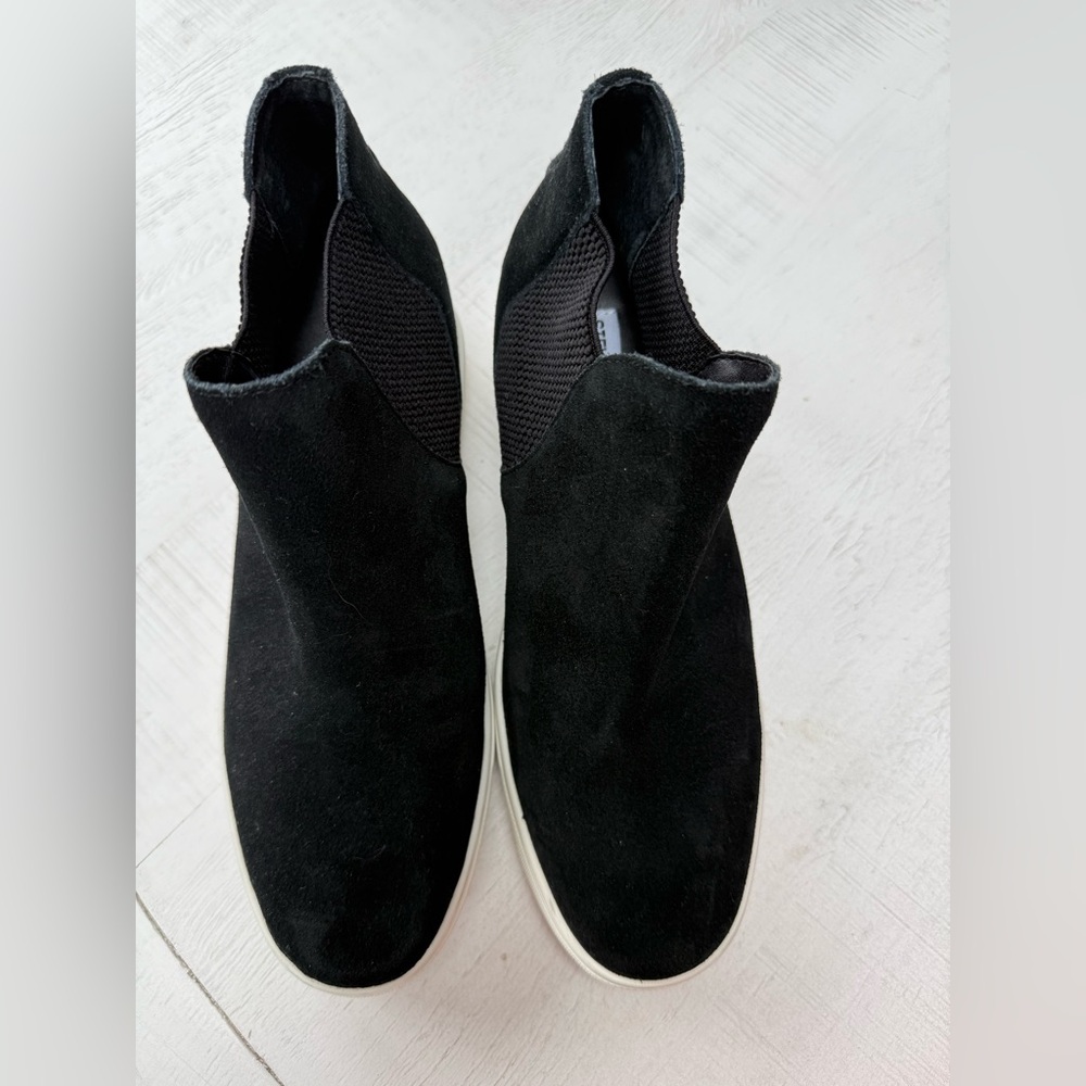 Steve Madden black high top bootie with hidden wedge size 9